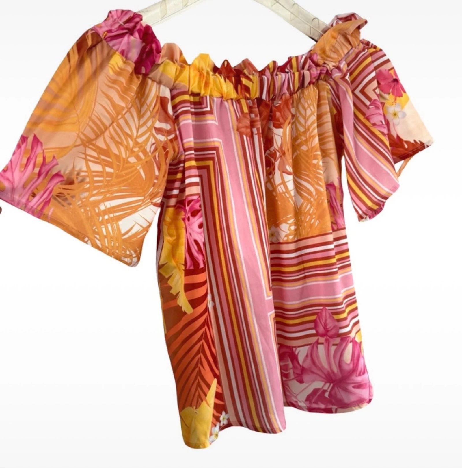 Top off-shoulder Rinascimento tamanho PP com estampa rosa e laranja Made in Italy – photo 5